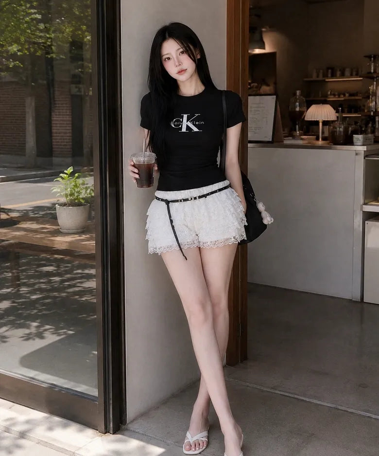 [Calvin Klein] Women’s Monogram Logo Short Sleeve T-Shirt (Black)