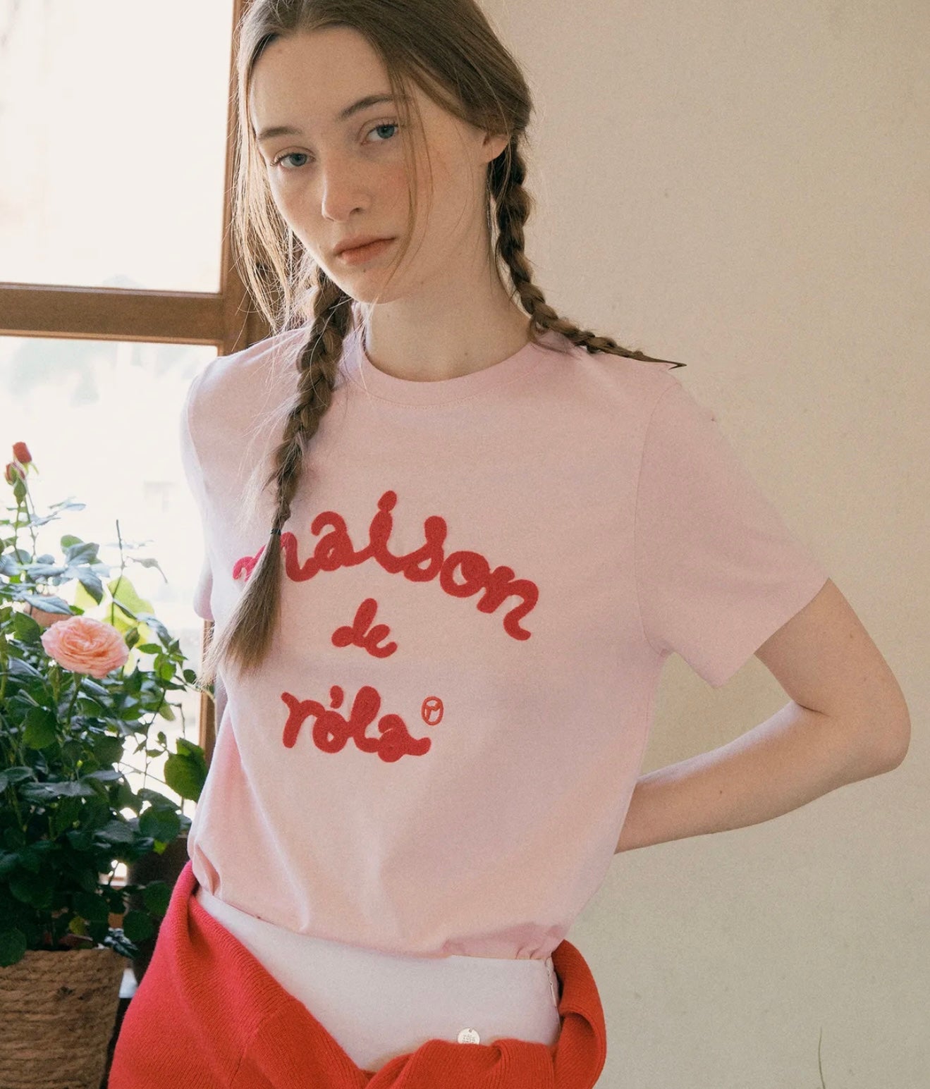 [ROLAROLA] MAISON DE ROLA EMBROIDERY T-SHIRT
