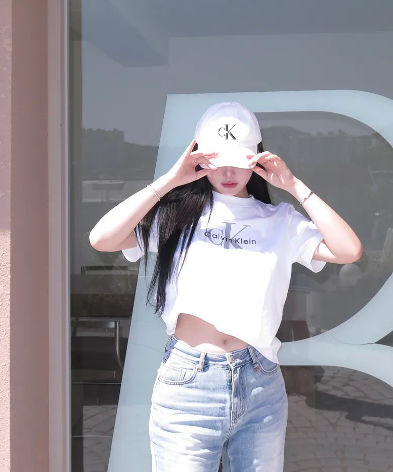 [Calvin Klein] Women’s Monogram Logo Short Sleeve T-Shirt (White)